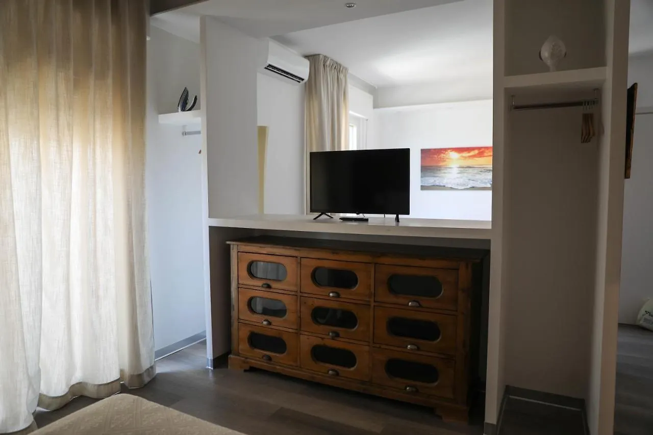 Interno 11 City View With Kitchen - 70 Mq Bari Olaszország